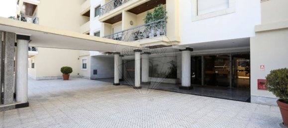 3 bedrooms Apartment in Cascais, Portugal No. 93806 41