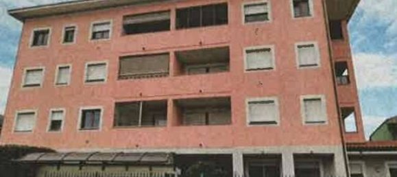 2 bedrooms Apartment in Vigevano, Italy No. 307361 2