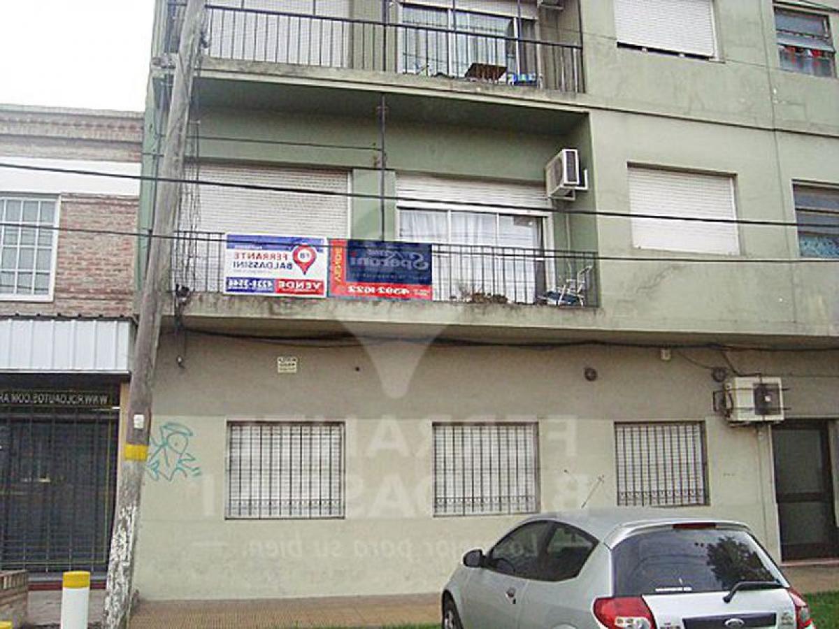 2 غرف نوم شقة في Almirante Brown, Argentina رقم 85976