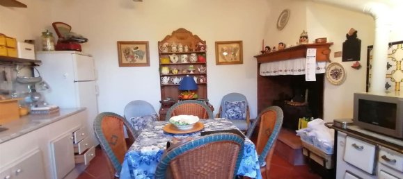 6 rooms House in Vernio, Italy No. 85569 2