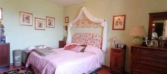 6 rooms House in Vernio, Italy No. 85569 12
