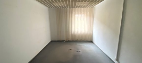 Здание с 35 комнатами в Arzberg, Германия № 33545 10