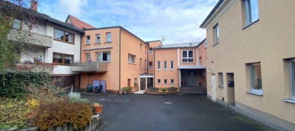 Здание с 35 комнатами в Arzberg, Германия № 33545 4