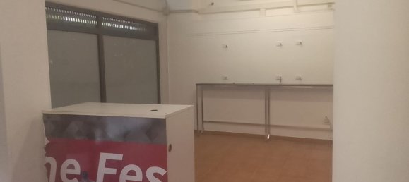 140m² Commercial property in Taranto, Italy No. 342035 12