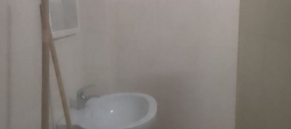 140m² Commercial property in Taranto, Italy No. 342035 9