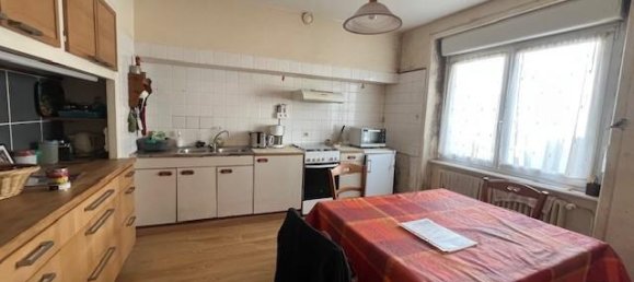 5 bedrooms House in Ploneis, France No. 295140 3