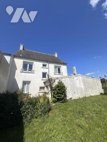 5 bedrooms House in Ploneis, France No. 295140