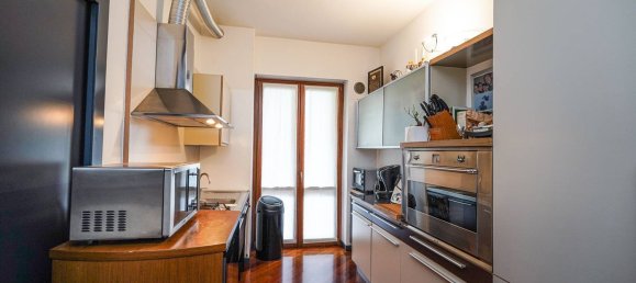 8 rooms Apartment in Bergamo, Italy No. 98050 34