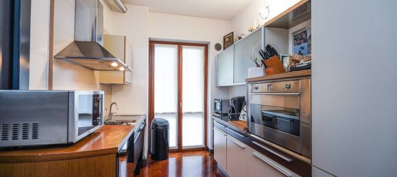 8 rooms Apartment in Bergamo, Italy No. 98050 35