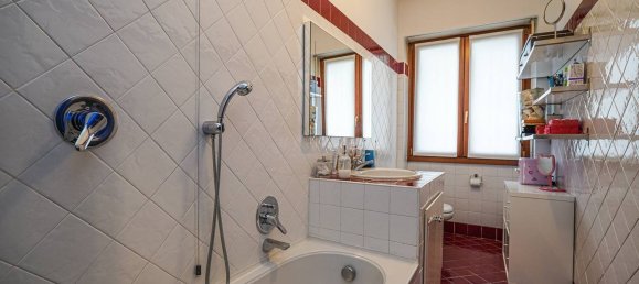 8 rooms Apartment in Bergamo, Italy No. 98050 42