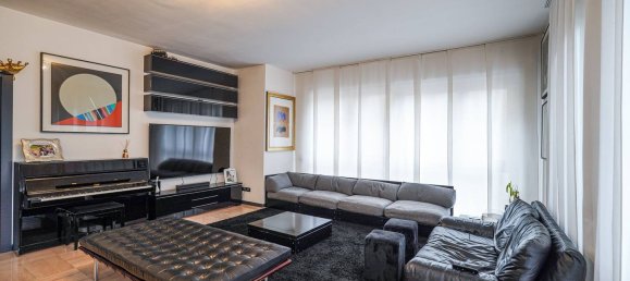 8 rooms Apartment in Bergamo, Italy No. 98050 29