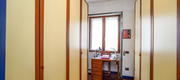 8 rooms Apartment in Bergamo, Italy No. 98050 16