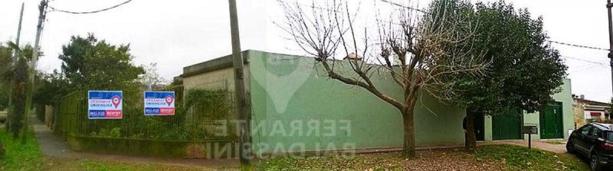 2 bedrooms House in Almirante Brown, Argentina No. 80088