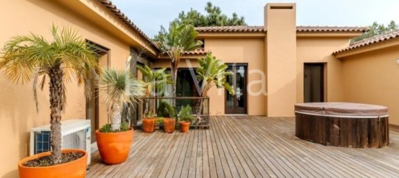 6 bedrooms Villa in Cascais, Portugal No. 170546 10