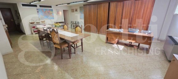 2 Schlafzimmer Wohnung in Assisi, Italy, Nr. 293141 30