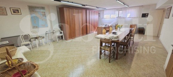 2 Schlafzimmer Wohnung in Assisi, Italy, Nr. 293141 34