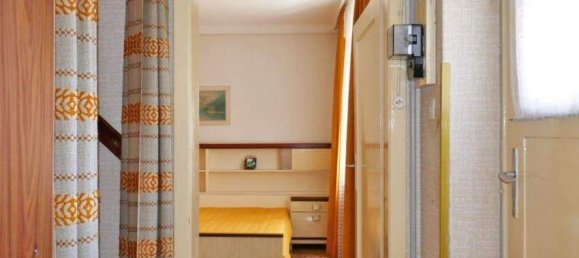 4 rooms House in Schwechat, Austria No. 49193 9