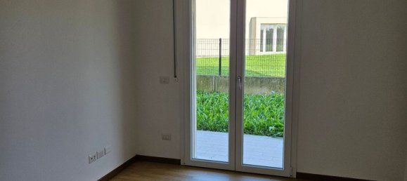 4 rooms Apartment in Villafranca Padovana, Italy No. 216686 10