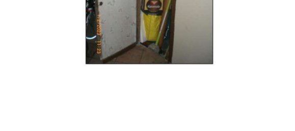 3-salle Appartement à Merate, Italy No. 1725 9