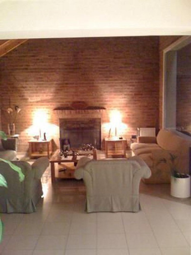 3 bedrooms House in Neuquen, Argentina No. 3131