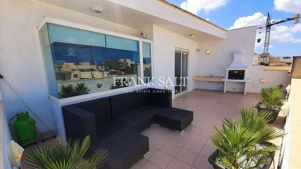 Ático de 3 dormitorios en Balzan, Malta No. 8276