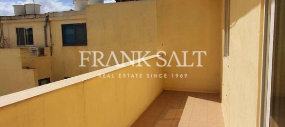 Ático de 3 dormitorios en Balzan, Malta No. 8276 10