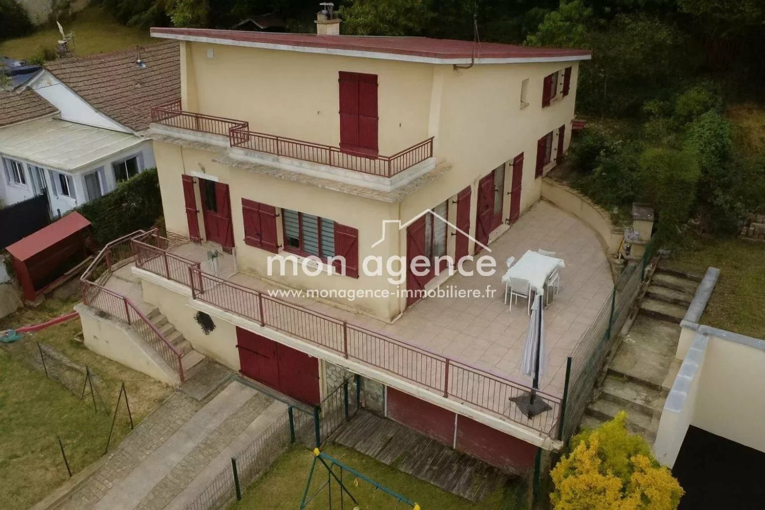 3 bedrooms House in Grand-Couronne, France No. 333555