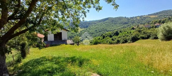 3 rooms House in Crocefieschi, Italy No. 38514 7