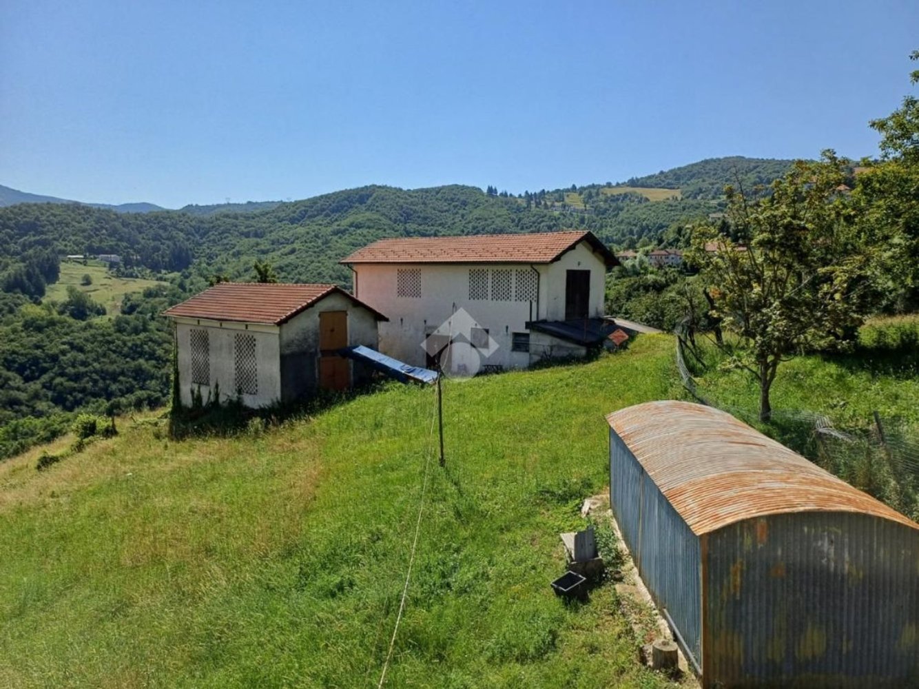3 rooms House in Crocefieschi, Italy No. 38514
