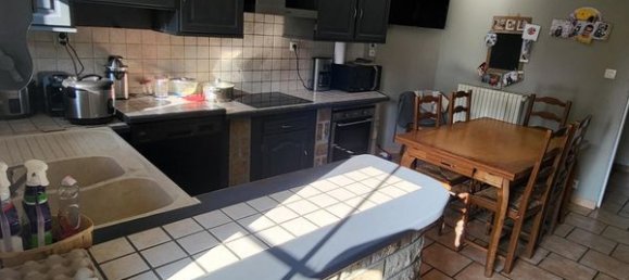 Casa de 4 dormitorios en Yvignac-la-Tour, France No. 258099 6