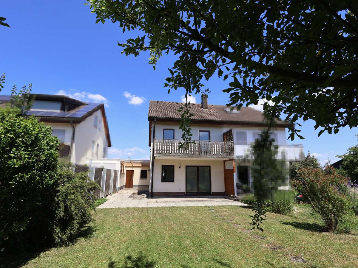 5 rooms Townhouse in Ostalbkreis, Germany No. 79844