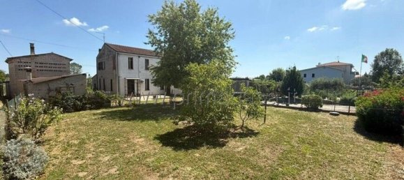 6 rooms House in Legnago, Italy No. 280035 18
