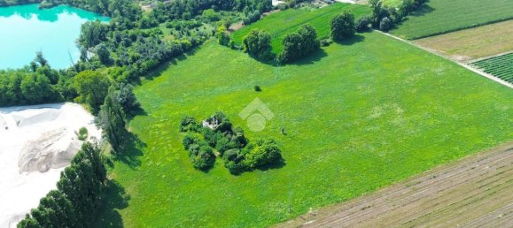 Studio in Fontaniva, Italy No. 7408 3