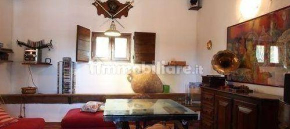 2 bedrooms House in Vinci, Italy No. 158517 17
