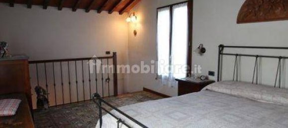 2 bedrooms House in Vinci, Italy No. 158517 22