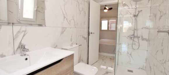 1 chambre Appartement à Alicante, Spain No. 174625 10