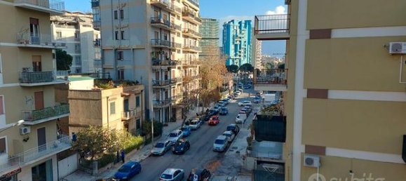 3-Zimmer Wohnung in Palermo, Italy, Nr. 258984 2