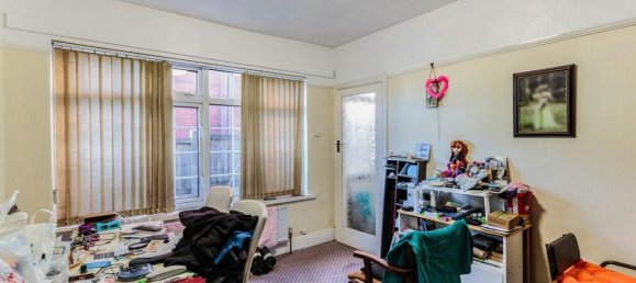 3 bedrooms House in Blackpool, United Kingdom No. 2041 4