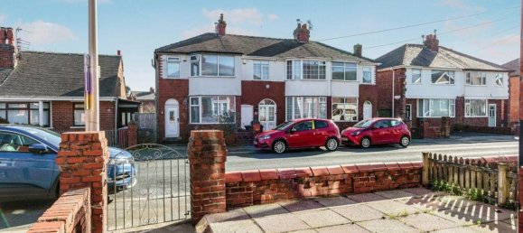 3 bedrooms House in Blackpool, United Kingdom No. 2041 12