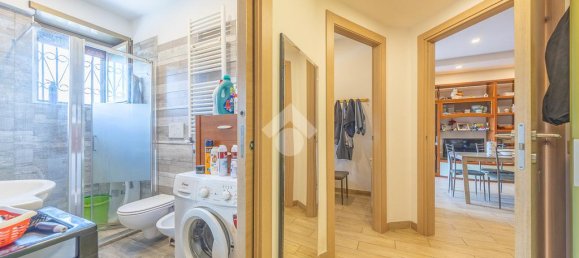 Квартира с 2 спальнями в Рим, Италия № 310105 18