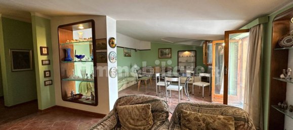 4 bedrooms Penthouse in Fiuggi, Italy No. 219050 3