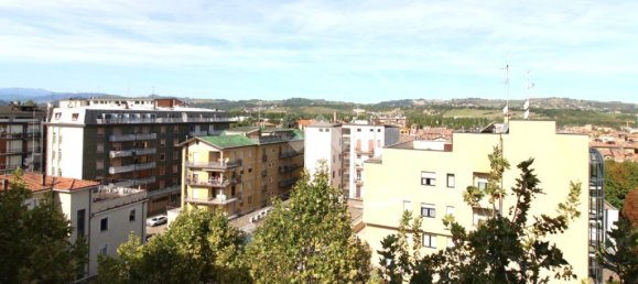 3 Schlafzimmer Wohnung in Sassuolo, Italy, Nr. 356134 10