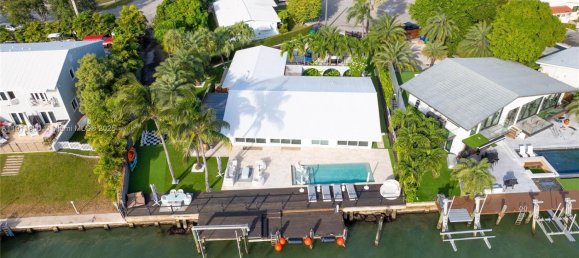 3 dormitorios villa en venta en Miami, Miami-Dade, Florida, USA № 614226 19