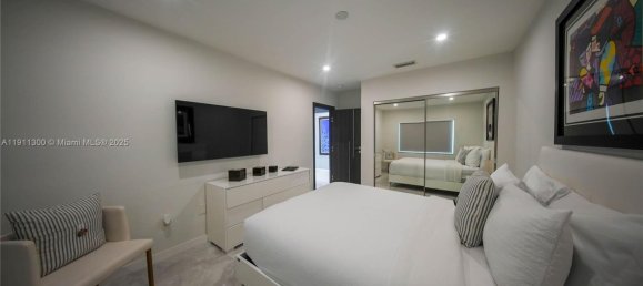 3 dormitorios villa en venta en Miami, Miami-Dade, Florida, USA № 614226 11