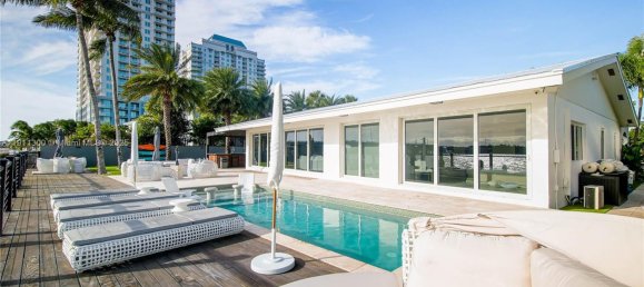 3 dormitorios villa en venta en Miami, Miami-Dade, Florida, USA № 614226 13