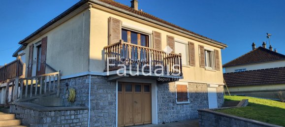 3 bedrooms House in Manche, France No. 293178 2