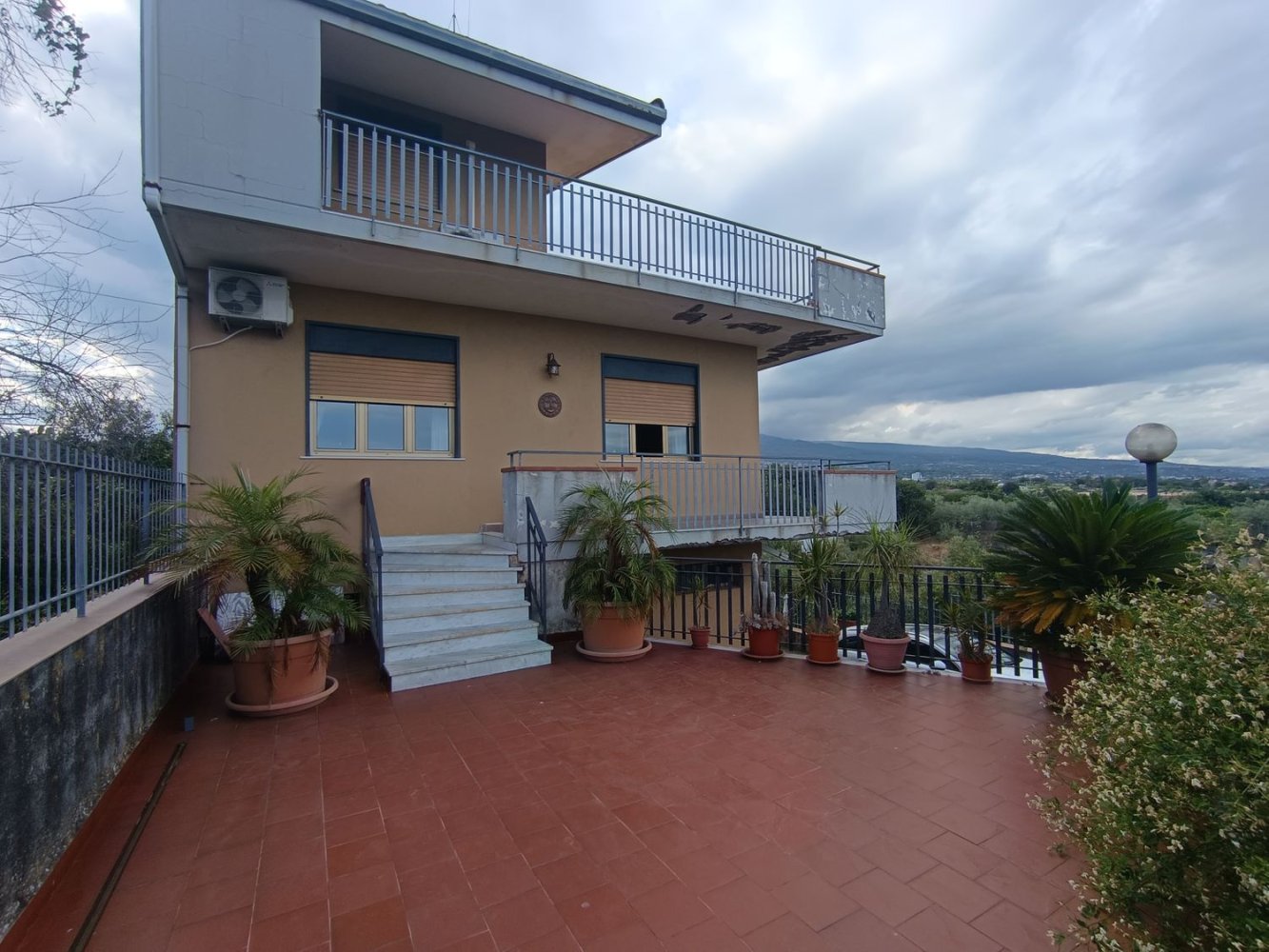 Villa de 4 habitaciónes en Santa Venerina, Italy No. 278351