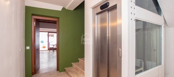 8 bedrooms Apartment in Mahon, Spain No. 188 7