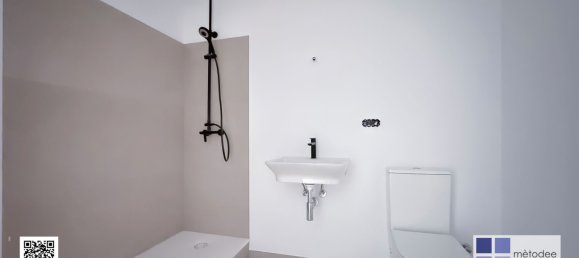 274m² Commercial property in Mataro, Spain No. 136569 17