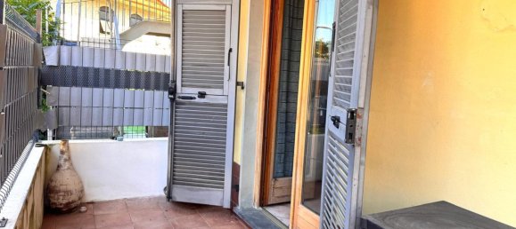 5 rooms Apartment in Santo Stefano di Magra, Italy No. 301529 3